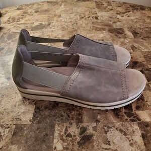 Earth Origins Carley Connie Loafers Sandals Women 9 Wide Sage Leather Comfort